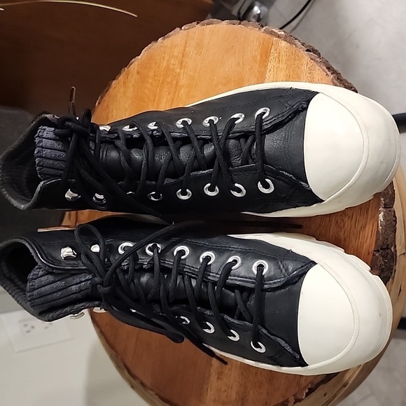 Converse Chuck Taylor All-Star Lugged Leather Upper Sneaker Women's Size 9.5 - Picture 5 of 10
